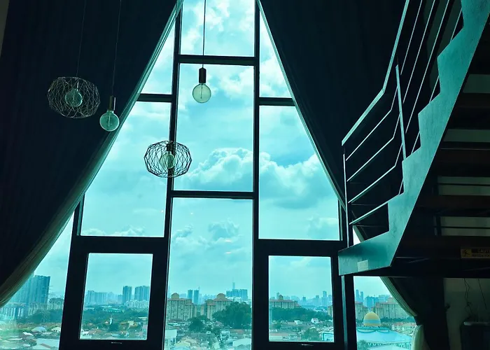 Luxury Duplex Suite 4 Pax Netflix Wifi Selayang Kl