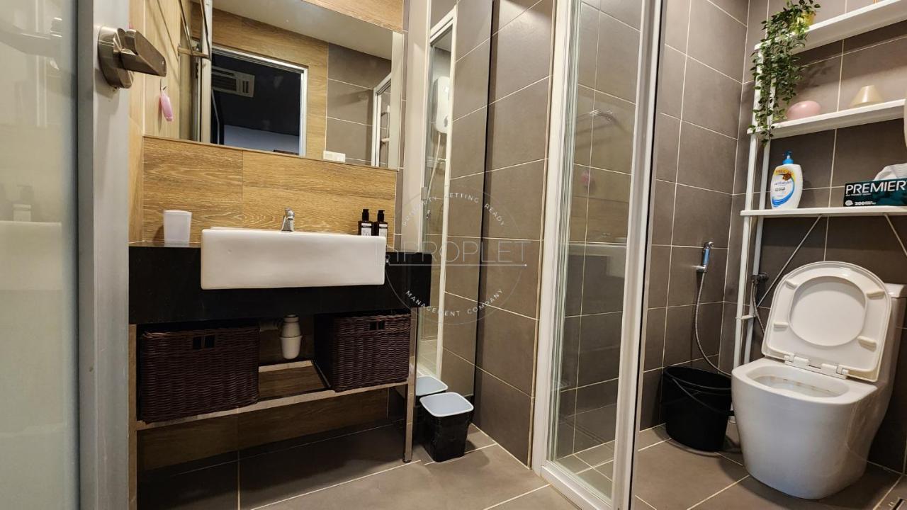 Luxury Duplex 4 Pax Netflix Wifi Selayang Kl *