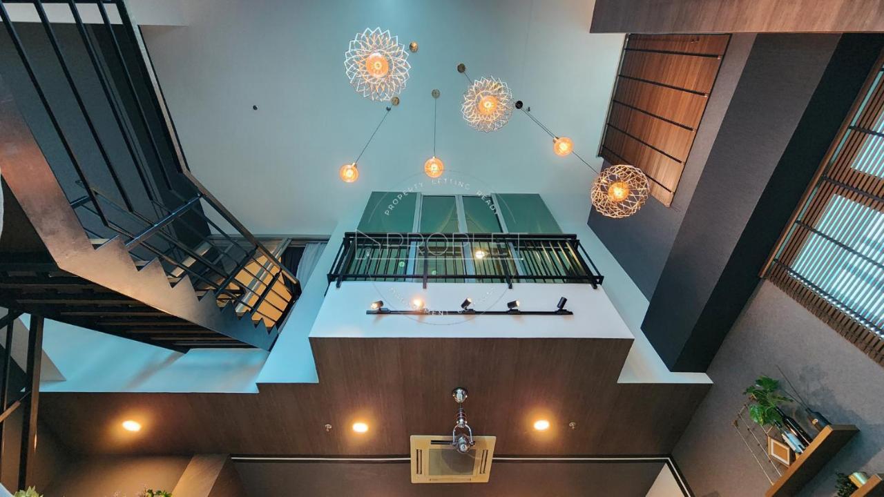 Luxury Duplex 4 Pax Netflix Wifi Selayang Kl Apartment