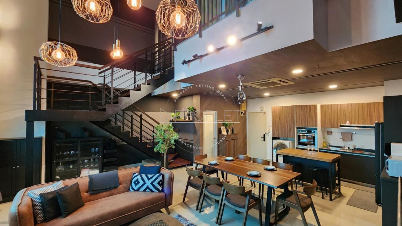 Apartment Luxury Duplex 4 Pax Netflix Wifi Selayang Kl